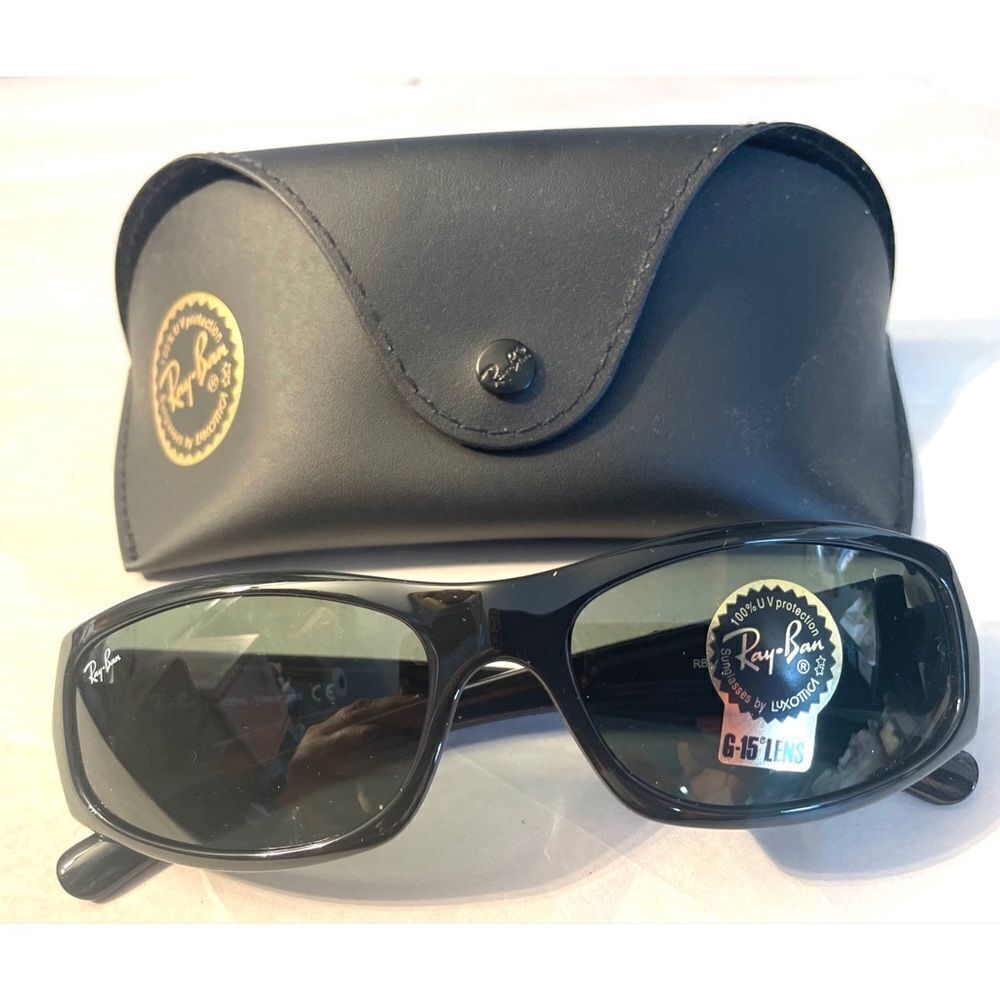 Ray-Ban RB4093 601/9A Black Frame Dark Green Polarized Classic Lens Sunglasses